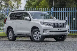 Toyota Land Cruiser Prado 2.8 2021 White