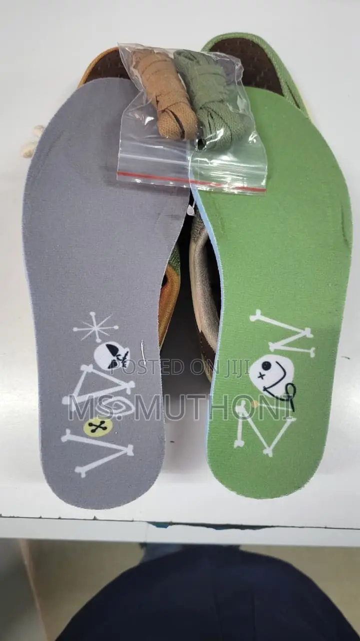 Nike Air Jordan 1 Low Og "Vo0doo" ( 3 Laces Branded Insoles)