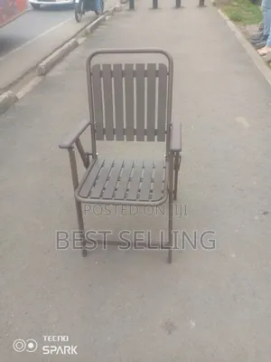 Brown Folderable Outdoor Chair
