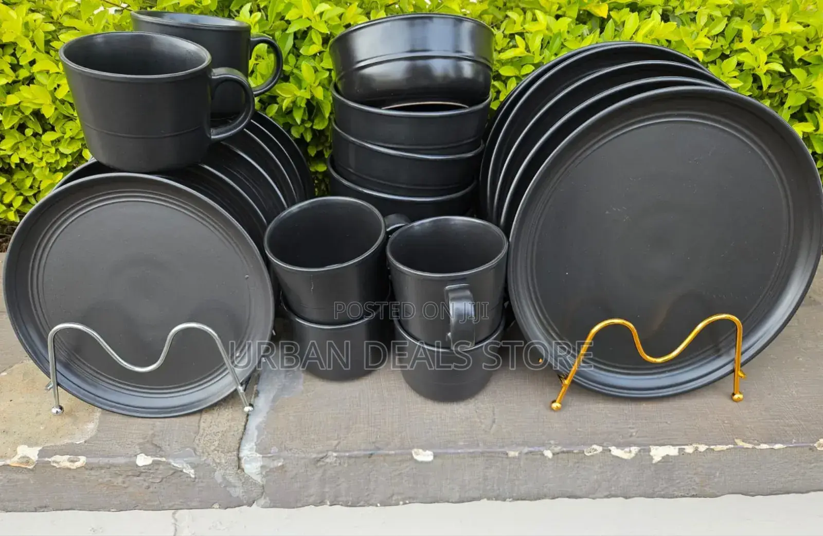 24 Pieces Black Elegant Dinner Set