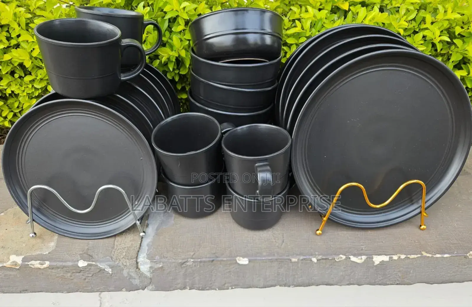 24 Pieces Black Elegant Dinner Set