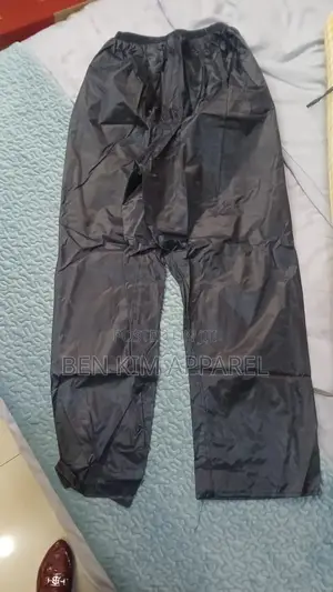 Raincoat and Pants Waterproof With Reflector Stripes With Carrier Bag