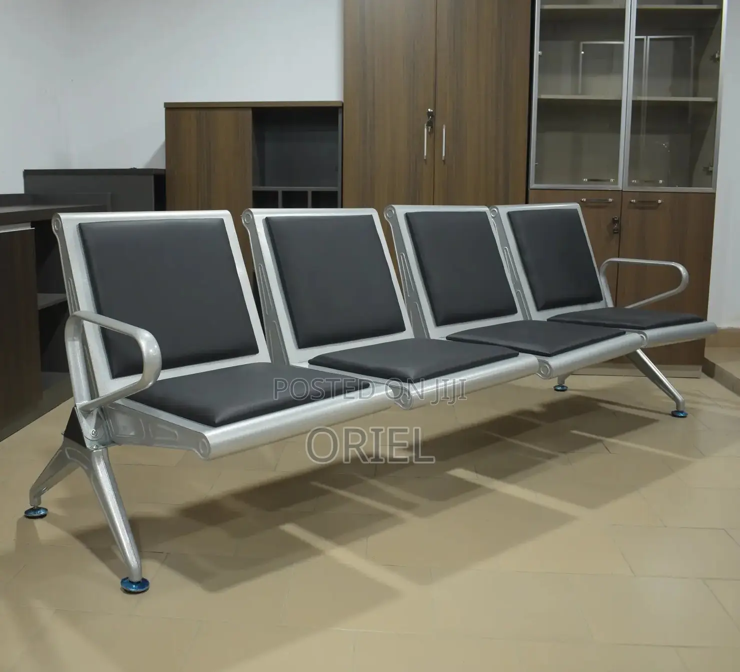 Office Bench : 4-Seater Heavy-Duty Linked Reception Waiting Bench