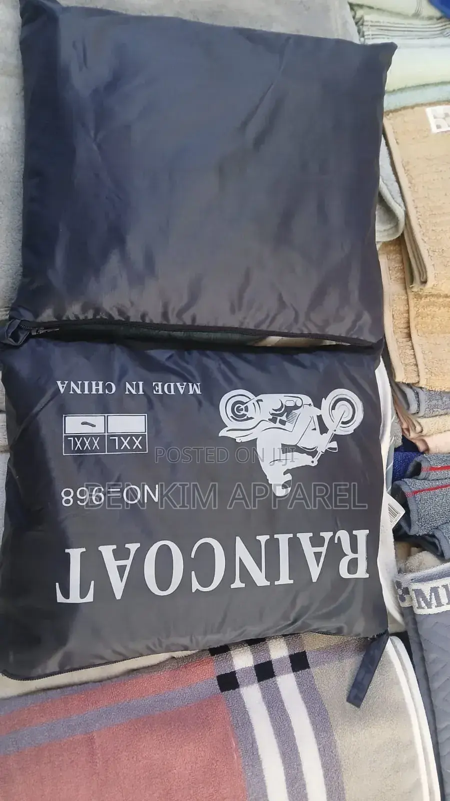 Raincoat and Pants Waterproof With Reflector Stripes With Carrier Bag