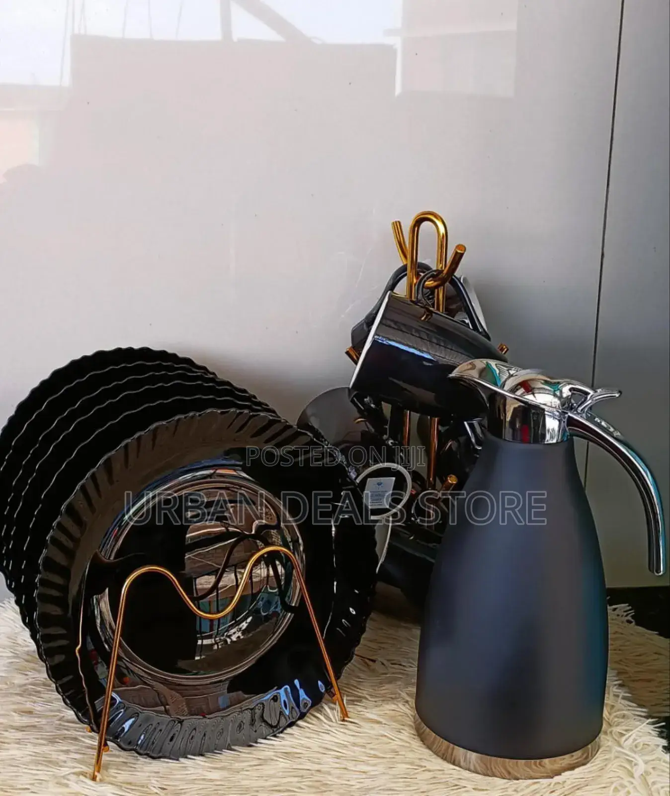 Breakfast Sets With
2 LTRS Flask