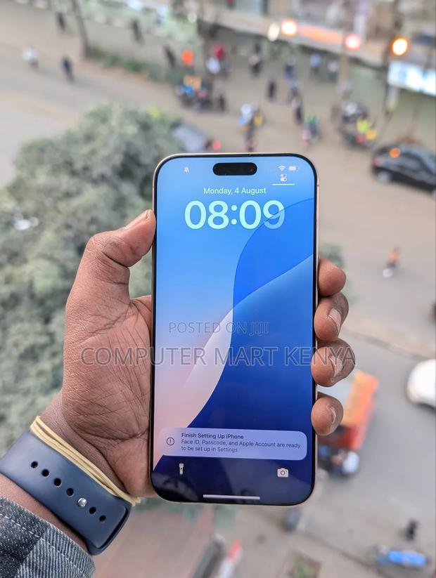 Apple iPhone 16 Pro Max 256 GB - main view