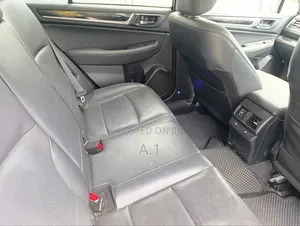 Subaru Outback 2.5i Premium AWD 2018 Gold