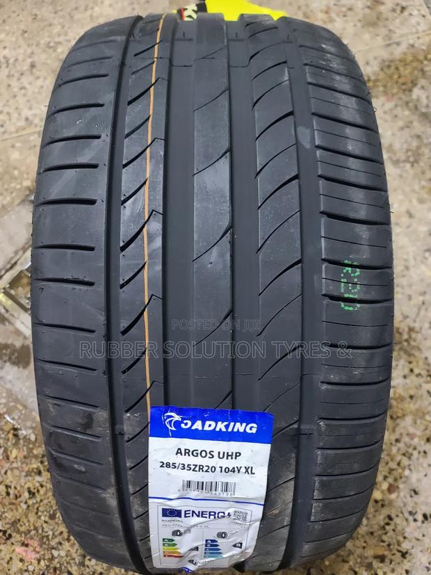 285 /35 R20 Roadking Tyres 104 Y X/L Argos Uhp