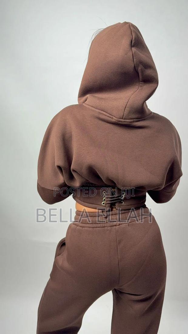 Two Piece in All Colours - thumbnail 4