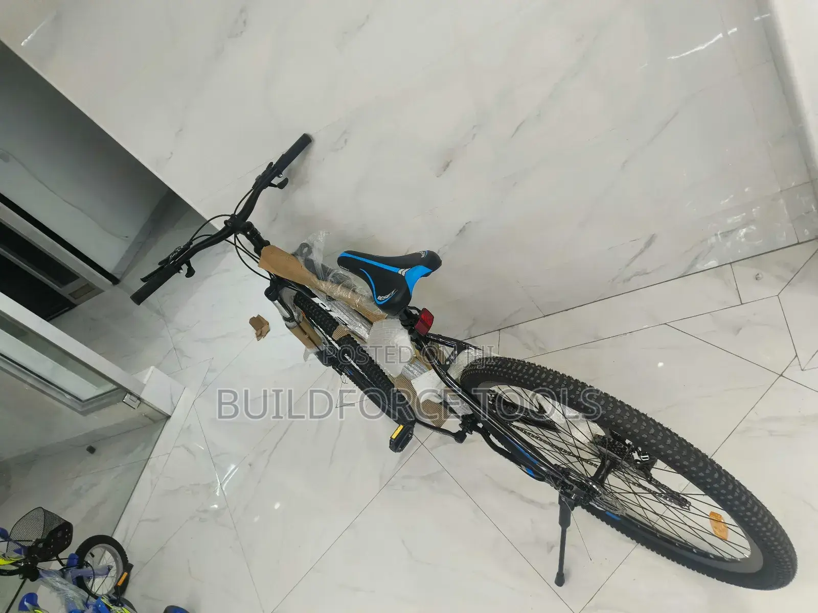 21 Speed Premier Mountain Bike Size 29"