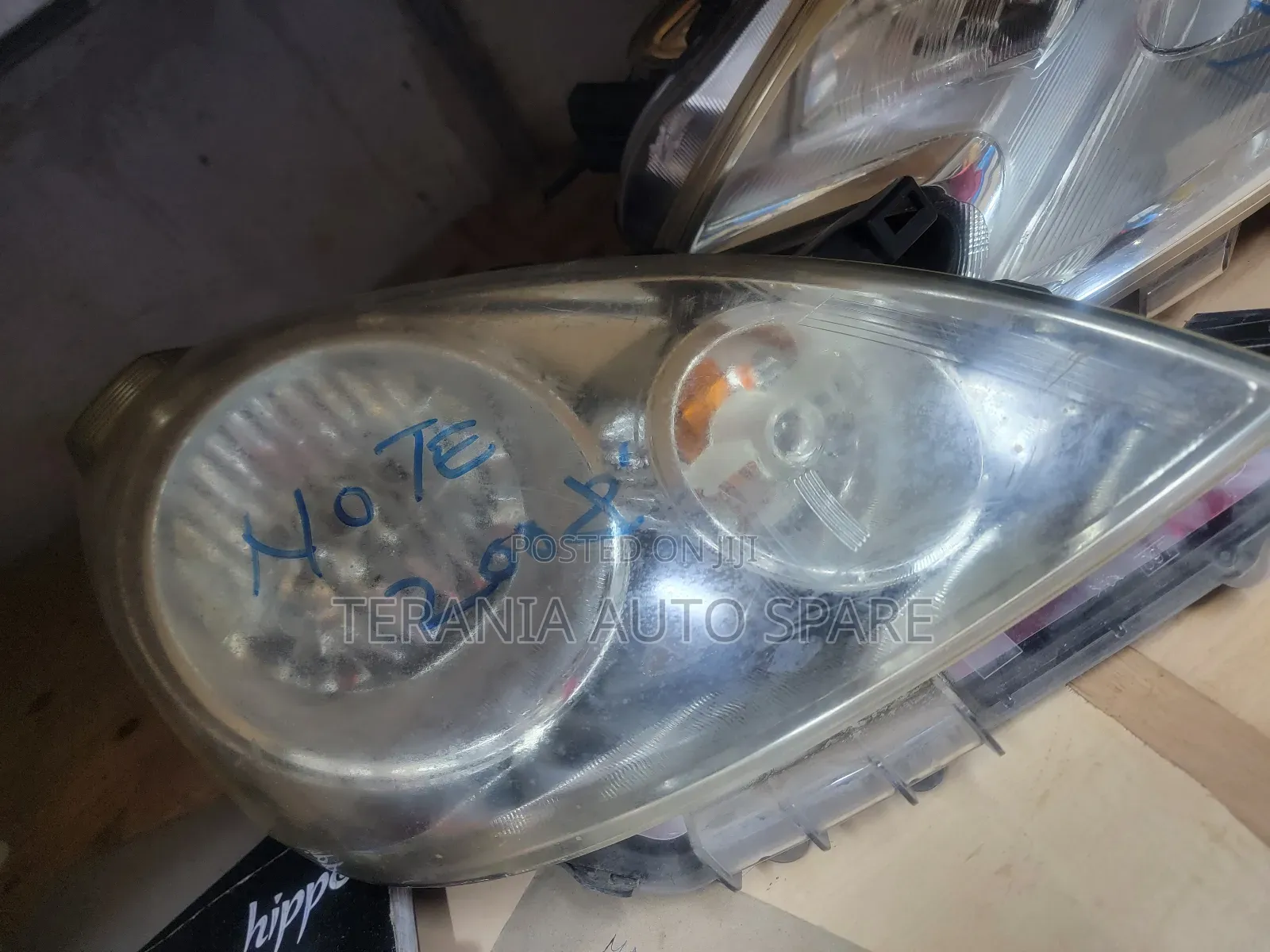 Nissan Note 2008 Headlight