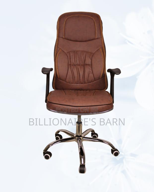 Ergonomic Executive Leather Chair - Padded Armrest Support Seating