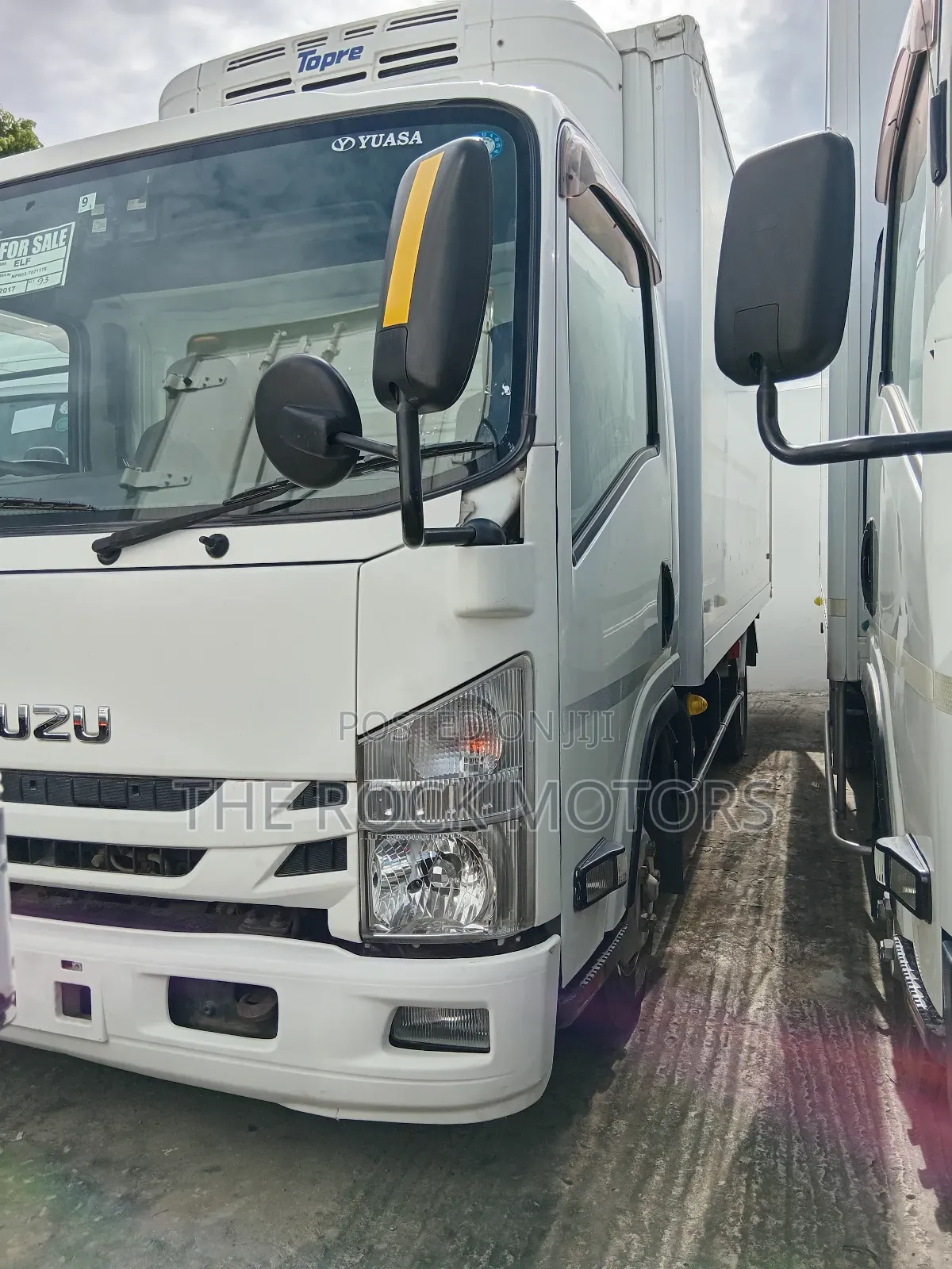 Isuzu ELF Truck 2018 White