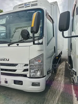 Isuzu ELF Truck 2018 White