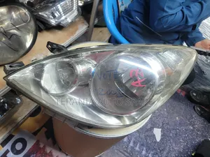 Nissan Note 2008 Headlight