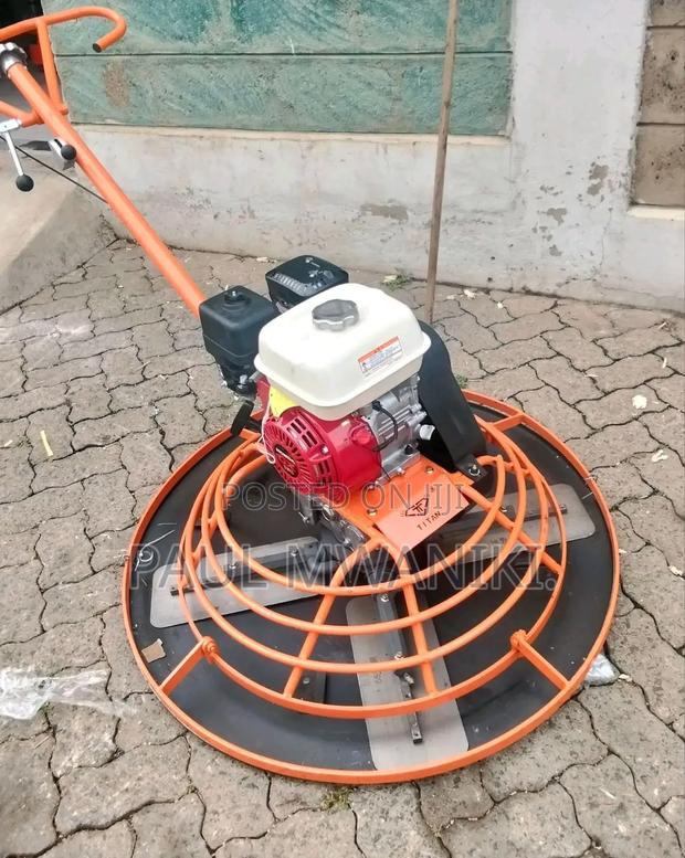Power Float Machine / Concrete Trowel - main view