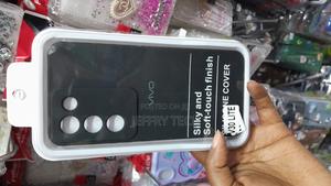 Damtte Vivo V30 Lite Slim Liquid Silicone Full Covered Soft- Black - thumbnail 2