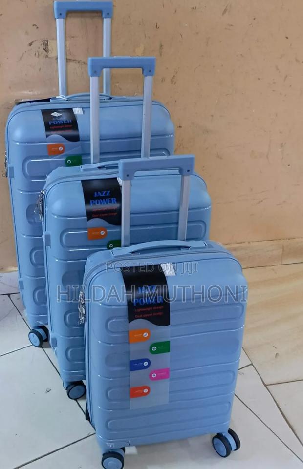 *3 in 1 Unbreakable Pp Suitcases - thumbnail 3