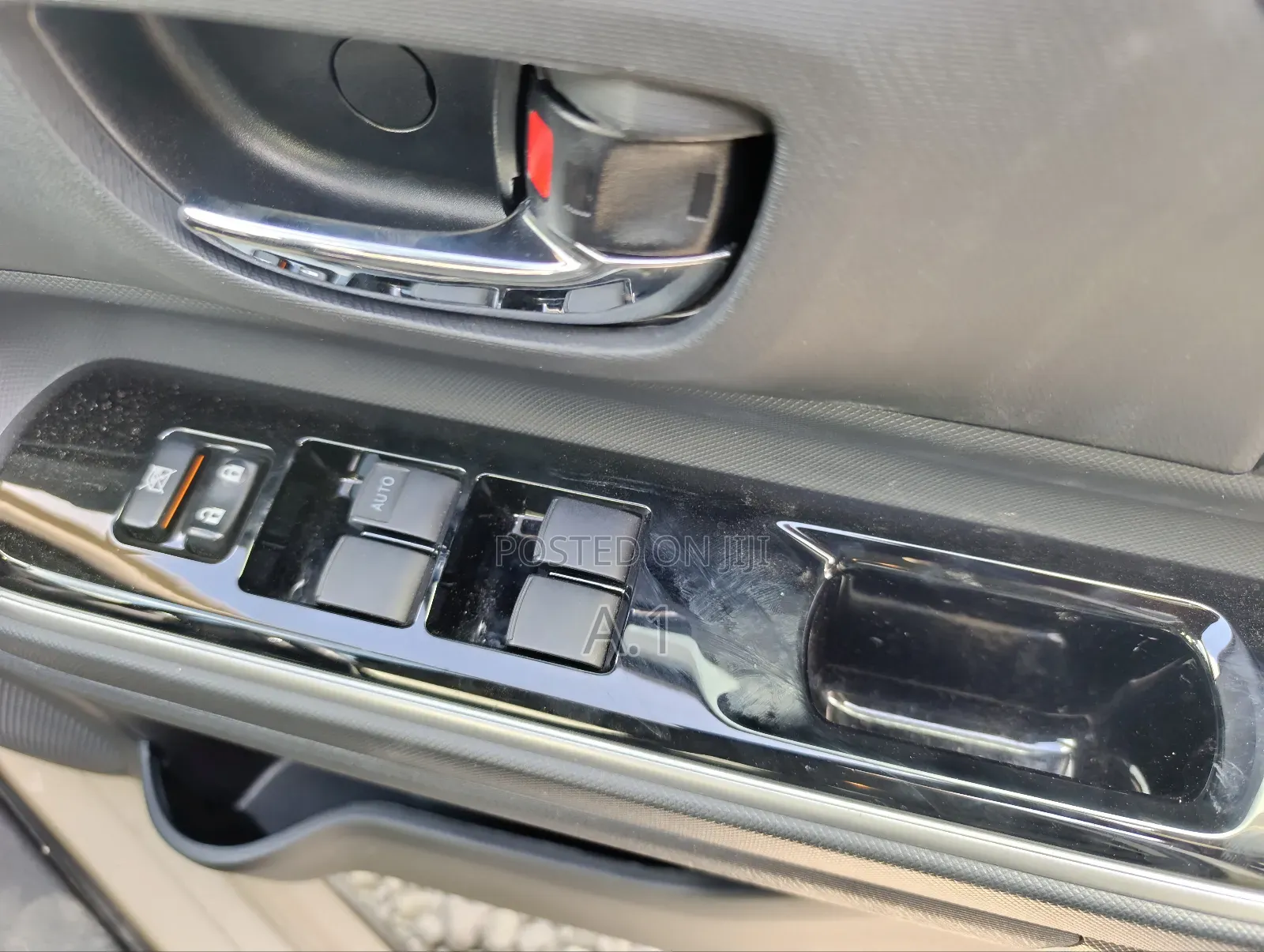 Toyota Aqua 2018 Beige