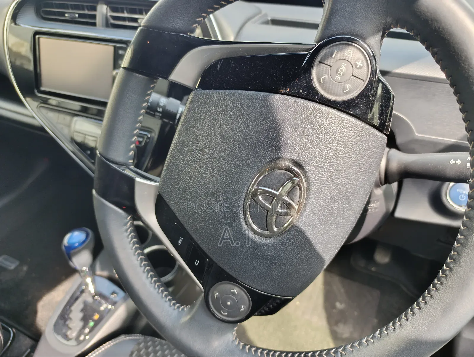 Toyota Aqua 2018 Beige