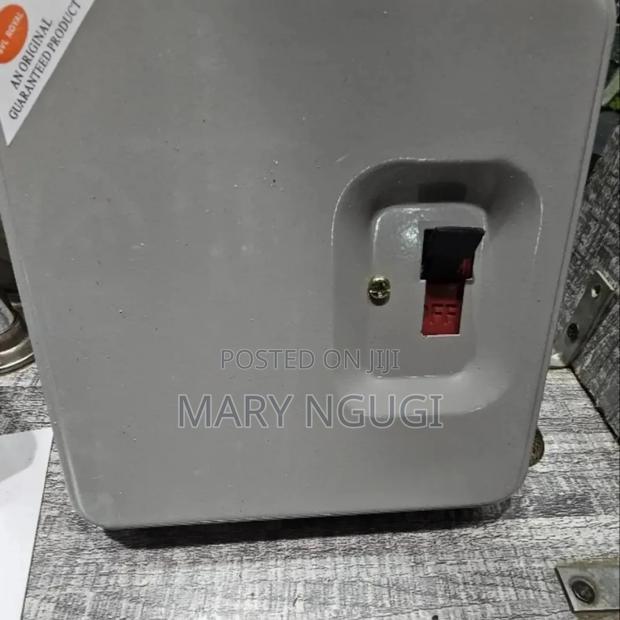3by 15 Splitter Switch