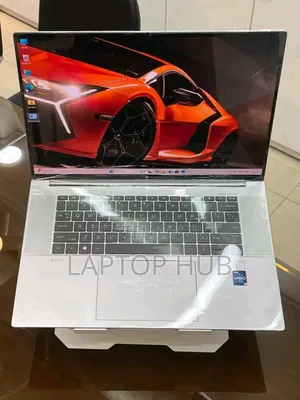 Laptop HP ZBook Studio 32GB Intel Core i9 SSD 512GB