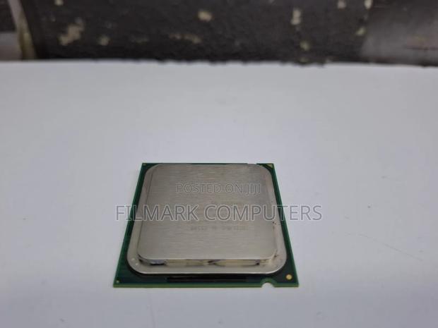 Intel Pentium E5300 Dual Core Desktop Cpu Processor- Slgtl - thumbnail 5