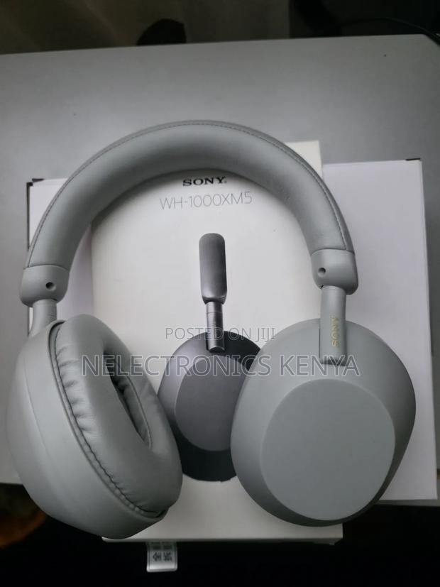 Sony Bluetooth Headphones - thumbnail 3