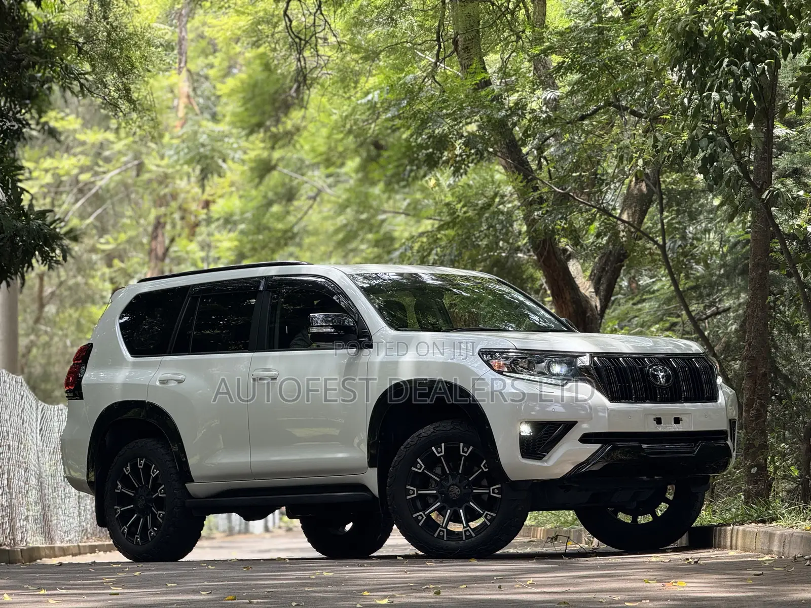 Toyota Land Cruiser Prado 2.8 2020 White
