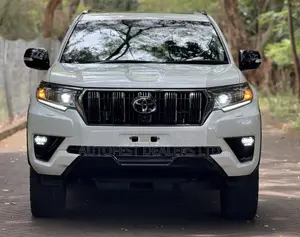 Toyota Land Cruiser Prado 2.8 2020 White