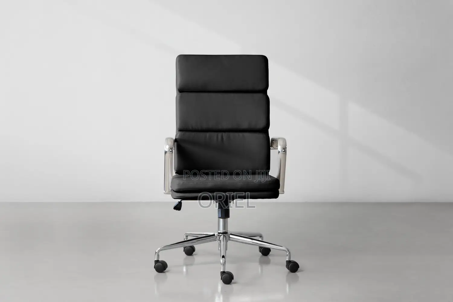 Modern Office Chair : Silk Cushion High Back Office Chair