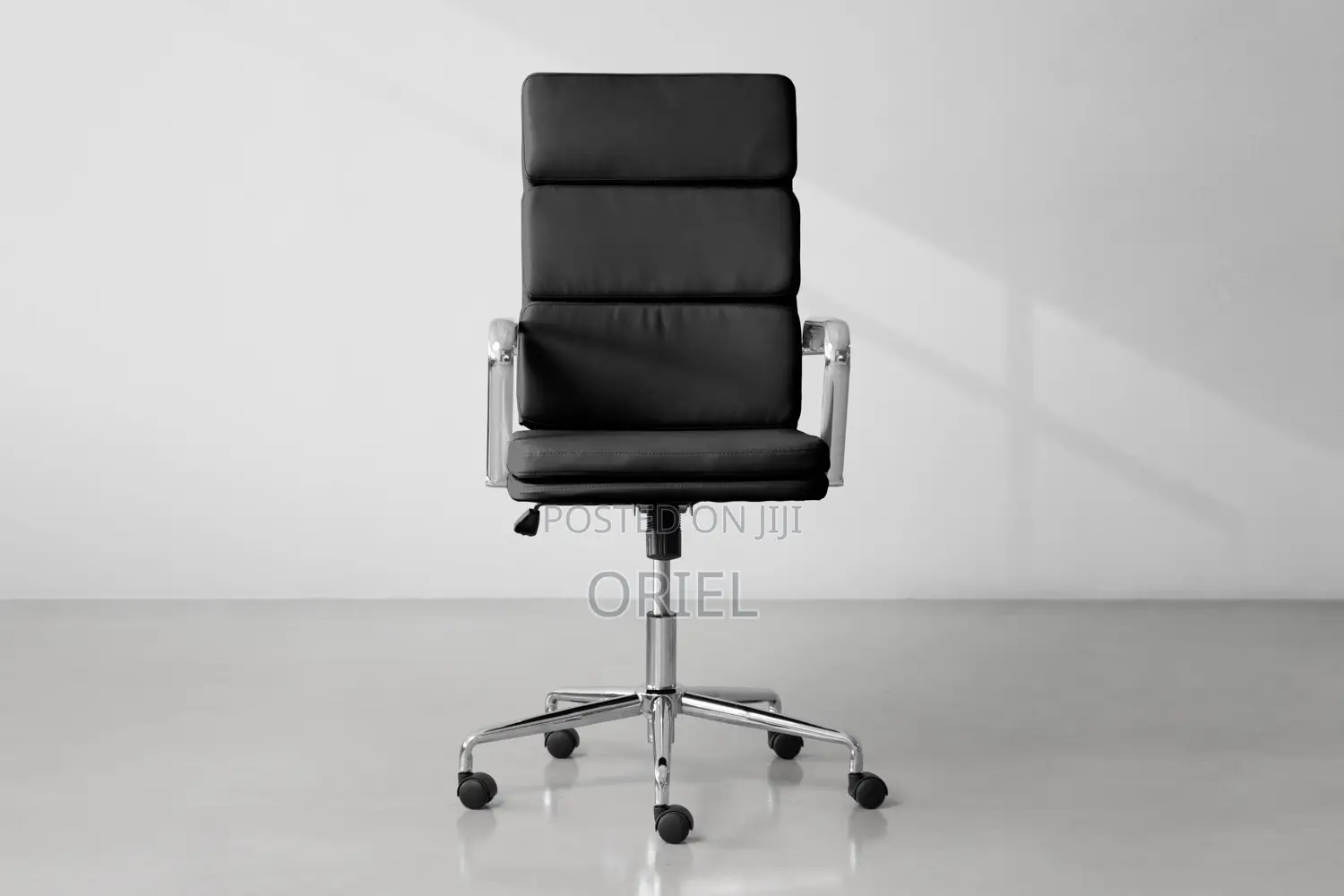 Modern Office Chair : Silk Cushion High Back Office Chair