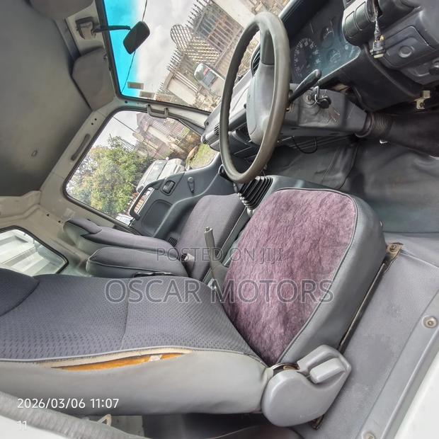 Isuzu NQR 2008 - thumbnail 6