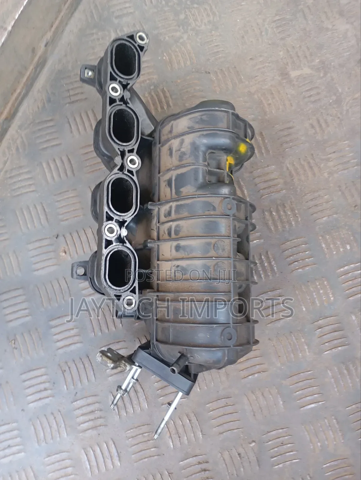 Fielder 141 Intake Manifold