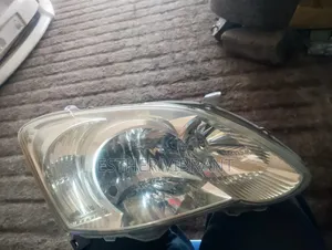 Toyota Runx 2005 Headlight