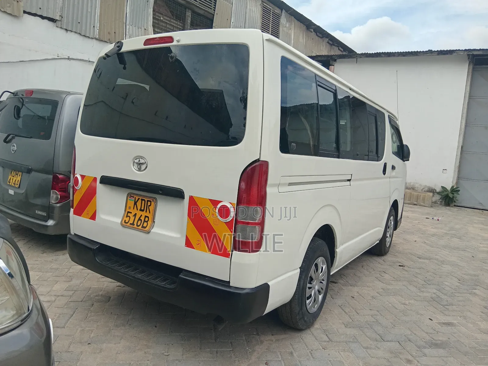 Toyota HiAce 2017 White