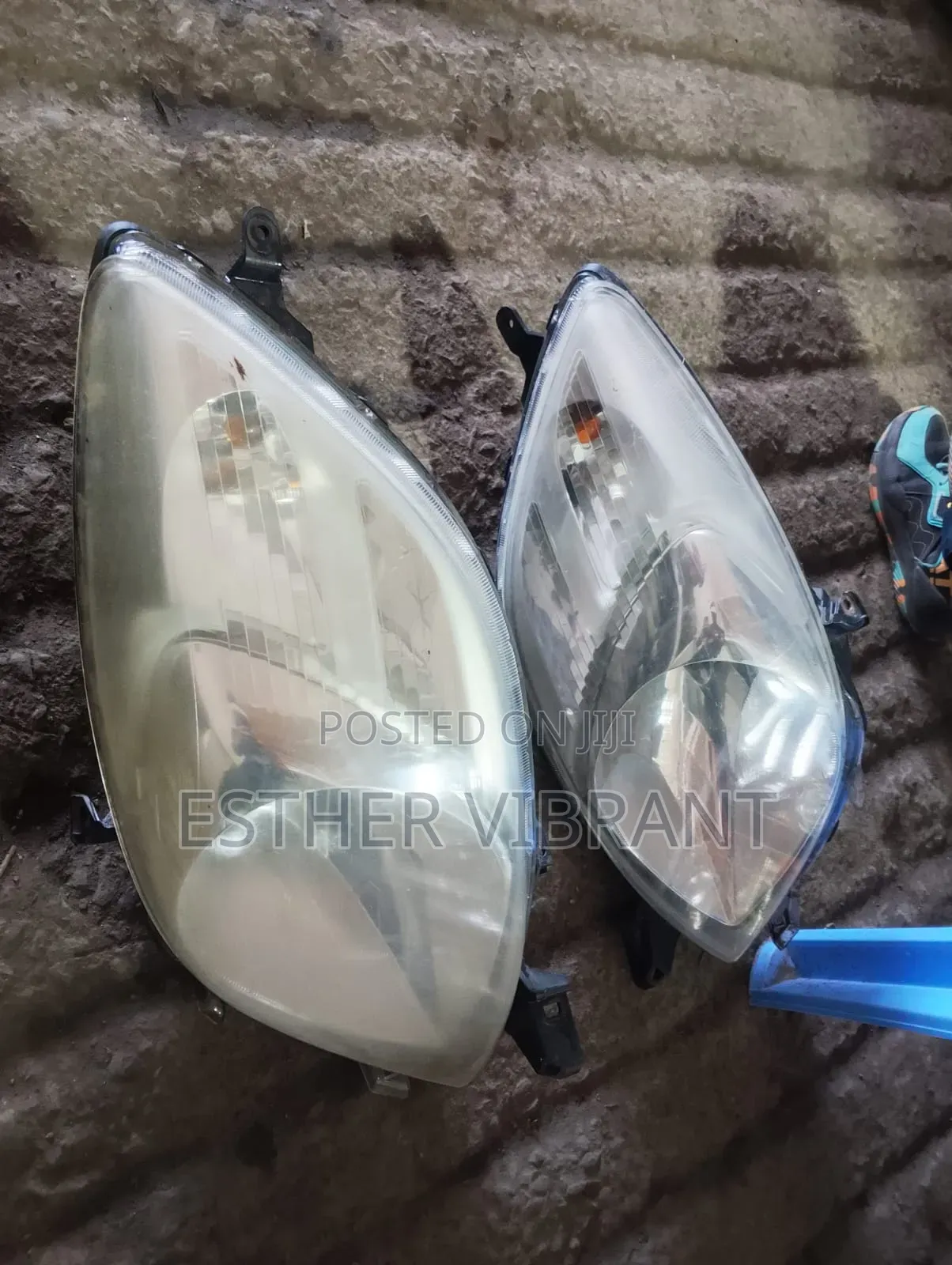 Vitz 2008 Headlight