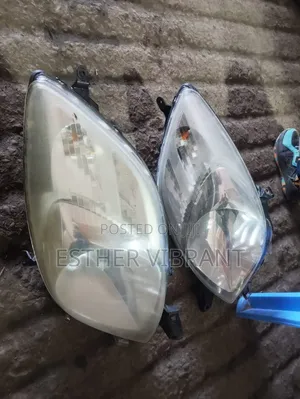 Vitz 2008 Headlight