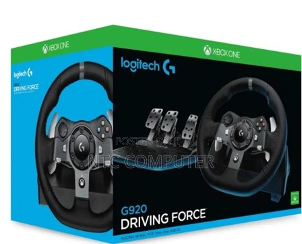 Logitech G920 Driving Force Racing Wheel