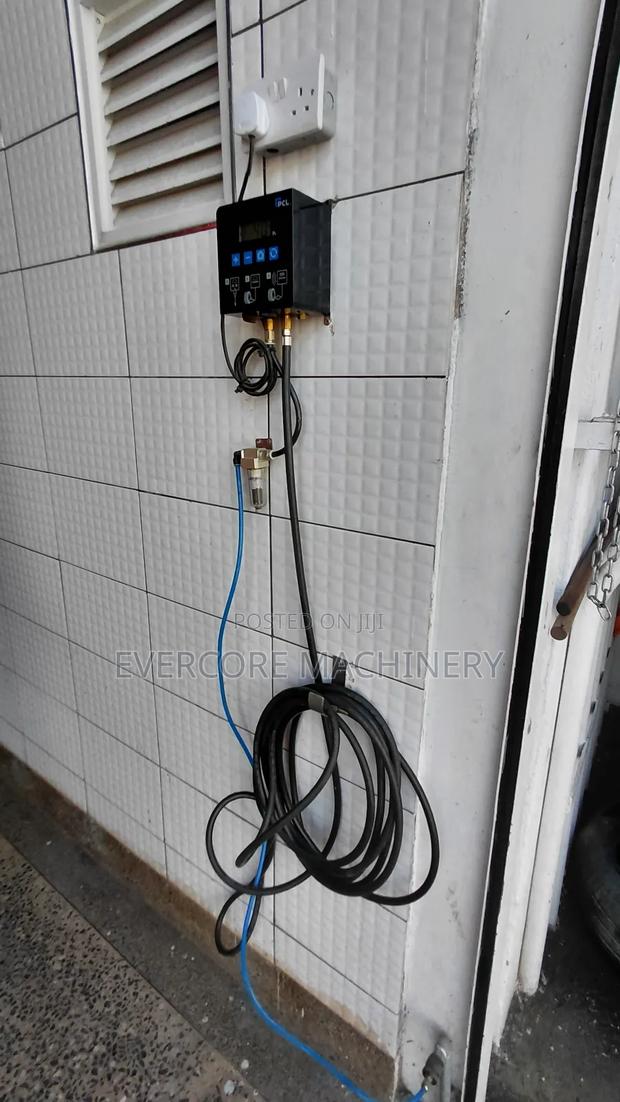 Wall Mounted Tyre Inflator Machine PCL Quality. - thumbnail 2