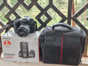 Canon 80d Camera Frame, 18-55mm Lens, Battery Charger and a Bag