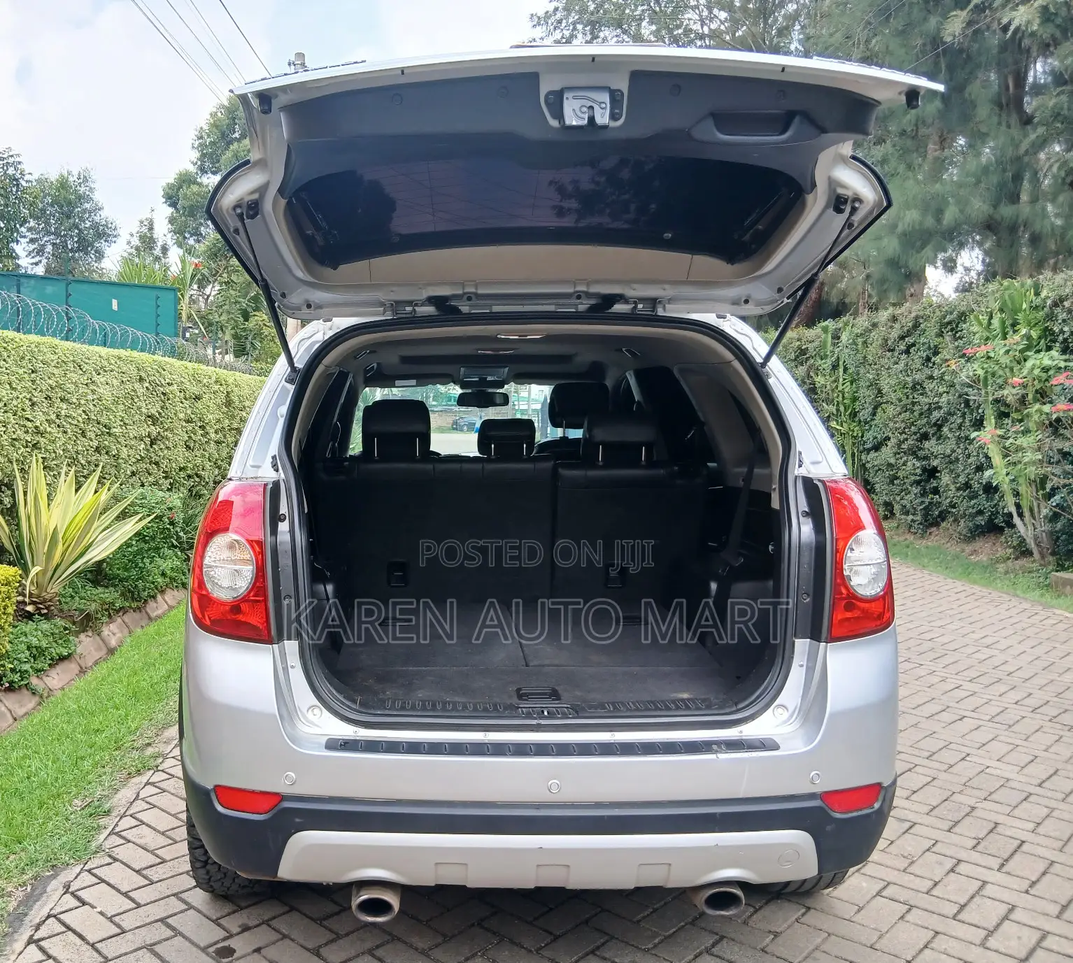Chevrolet Captiva 2013 Silver