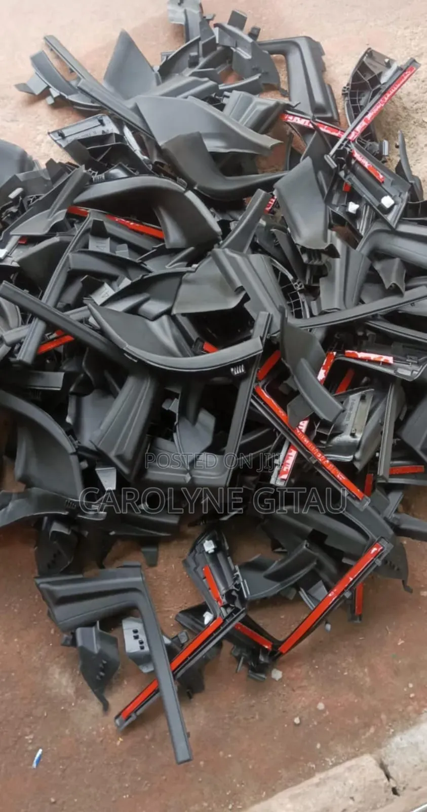 Prado150,120 Windscreen Finisher