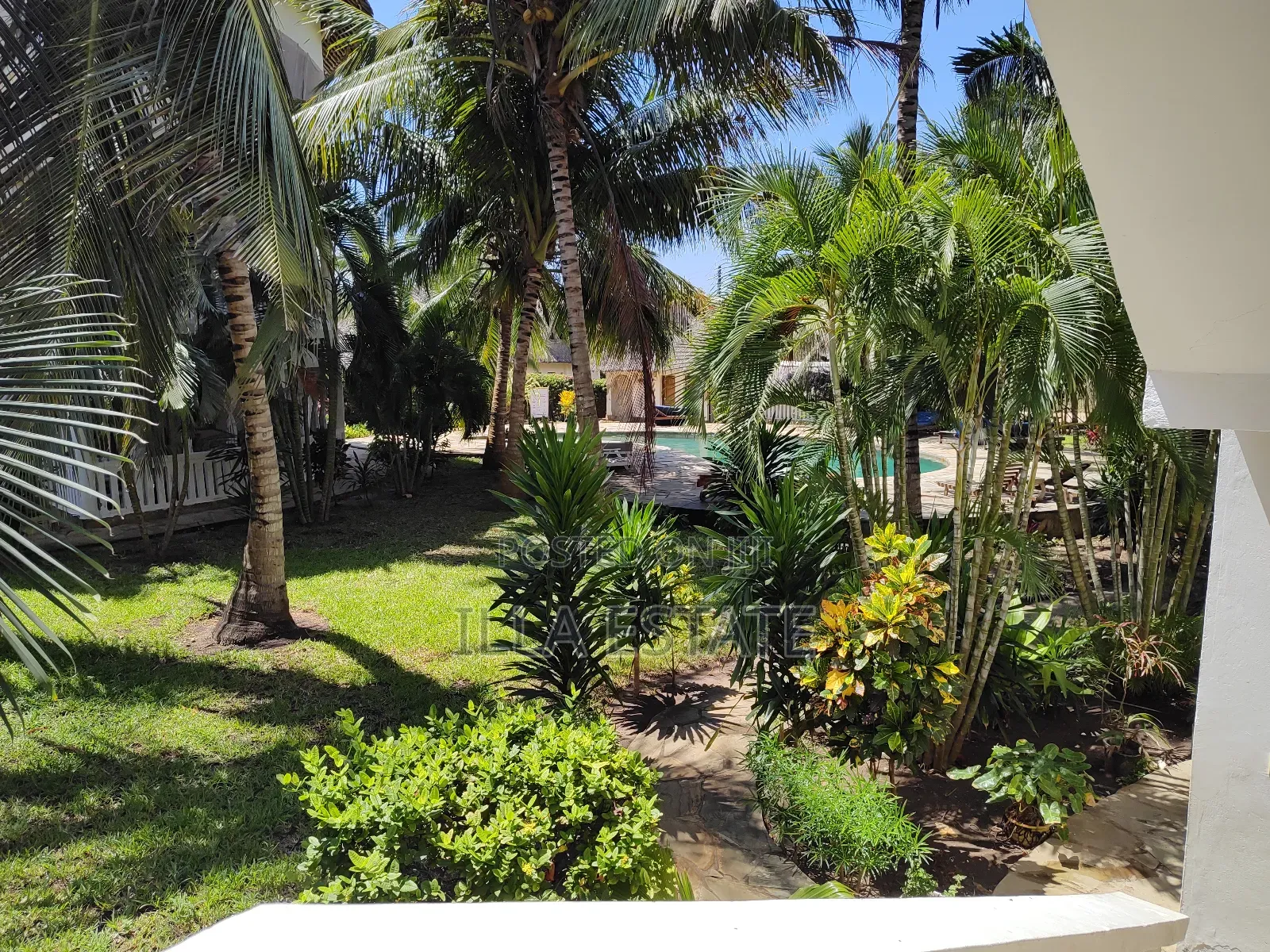 Furnished 2bdrm Apartment in Diani for sale