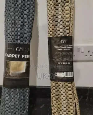 Grey Carpet Perla Leather.