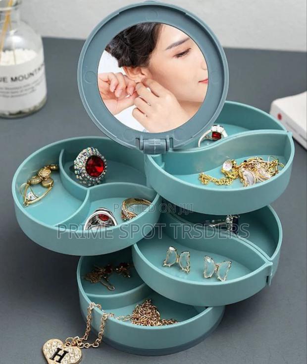 4 Layer Accessories Storage - main view