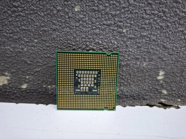 Intel Core 2 Duo Cpu Processor 6300 Sla5e 1.86ghz 1066mhz 2mb 2 Lga775 - thumbnail 3
