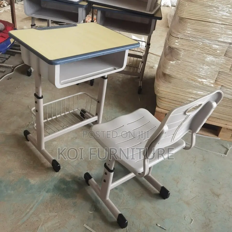 Kids Furniture; Adjustable Kid’S Desk and Chair Set