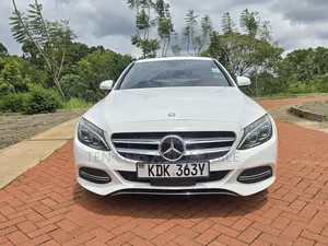 Mercedes-Benz C200 2015 Pearl