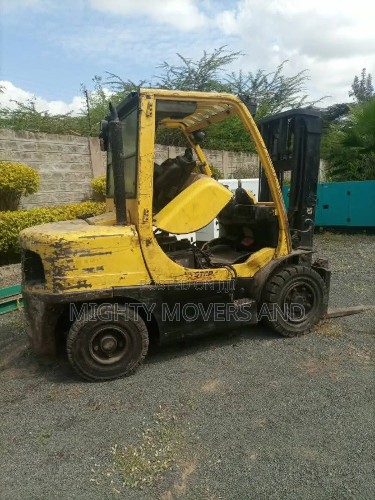 Forklift Available for Lifting Services
